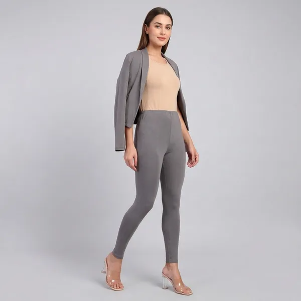 Grey_Cotton_Stretch_anker_Length_Leggings_For_Women