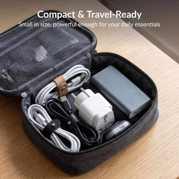 Universal_Round_Travel_Adapter_Multiple_Plug_Configurations
