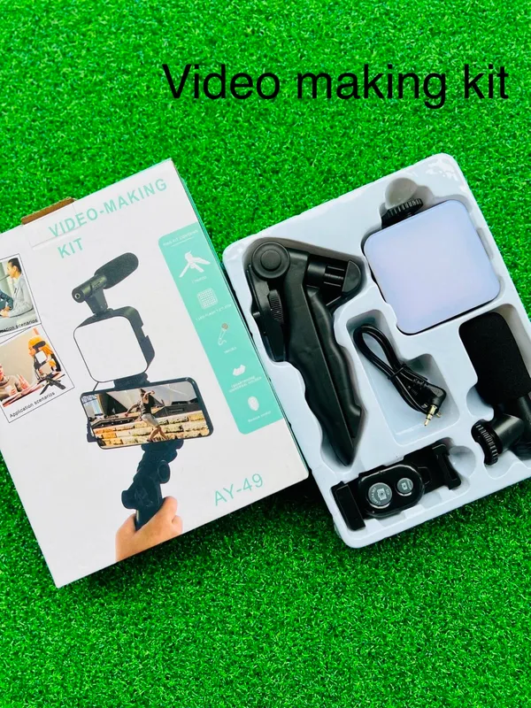 Video_Creator_Kit_With_Microphone_LED_Light_And_Tripod