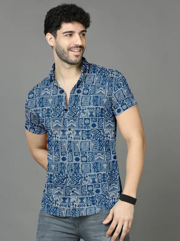 Fracture_Prism_Half_Sleev_Shirt