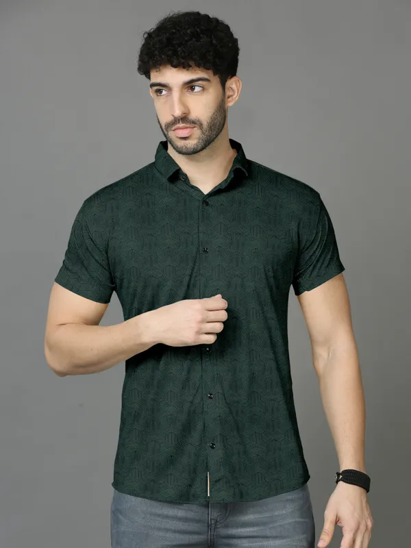 Geometry_Pattern_Half_Sleeve_Shirt