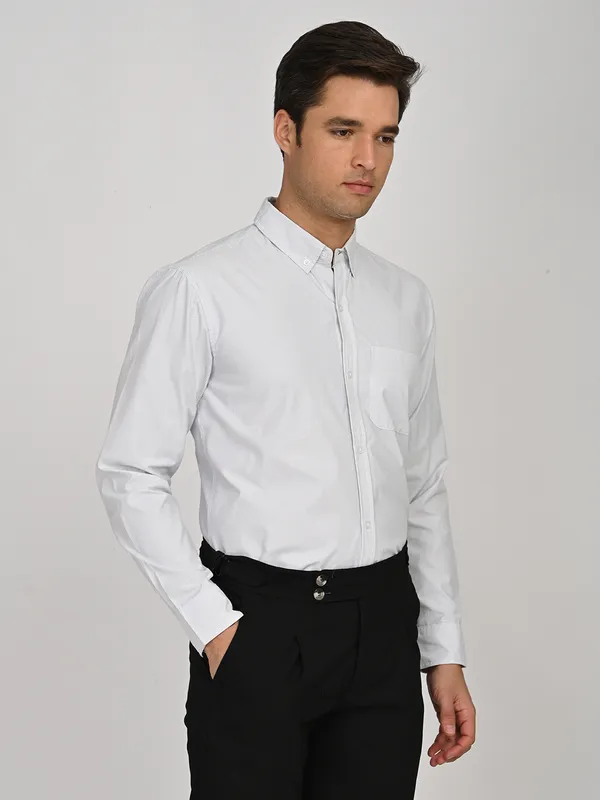 Men_Classic_Striped_Formal_Shirt