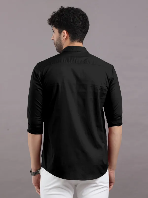 Men'S_Premium_Black_Cotton_Shirt