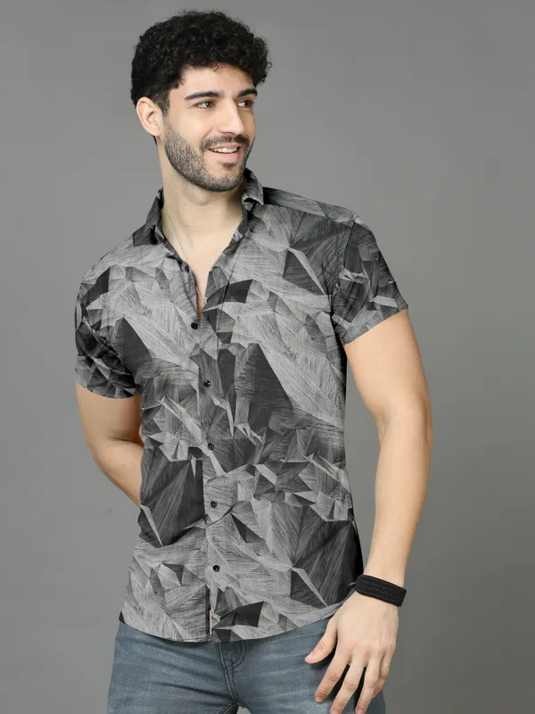 Zebra_Printed_Half_Sleev_Shirt