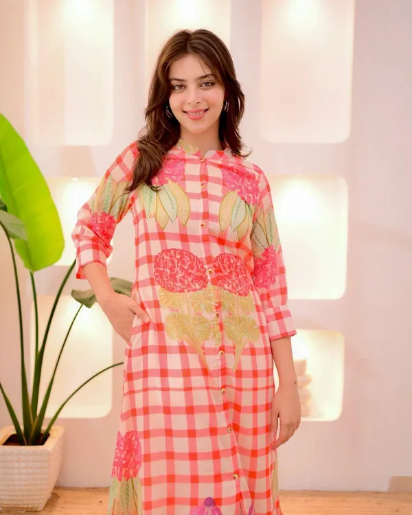 Pink_Cotton_Checkered_Floral_Print_A-Line_Kurti_For_Women