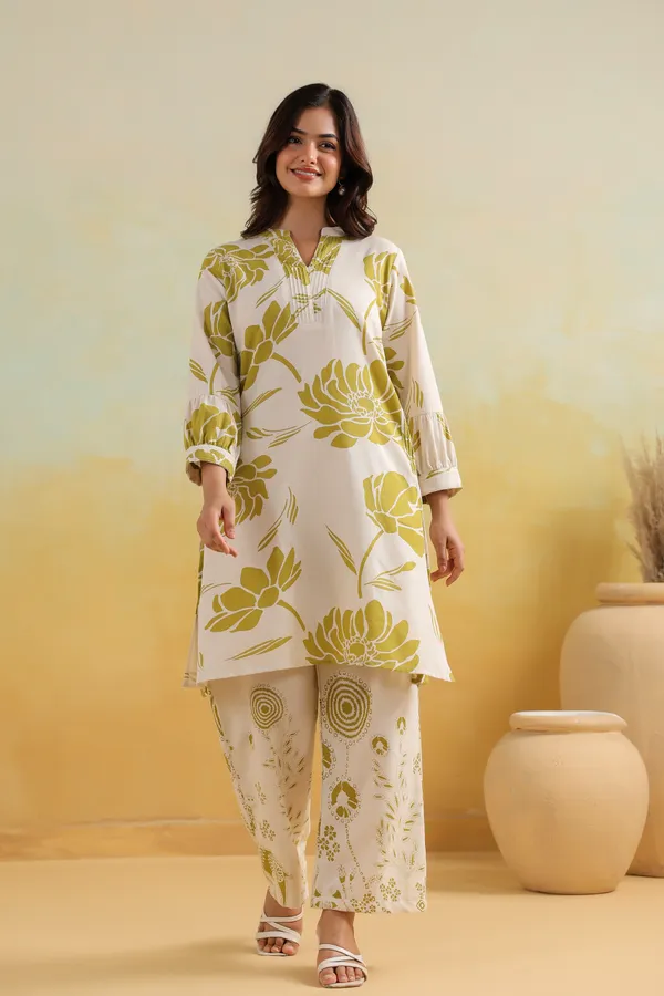 Green_And_White_Cotton_Floral_Print_Straight_Kurta_For_Women