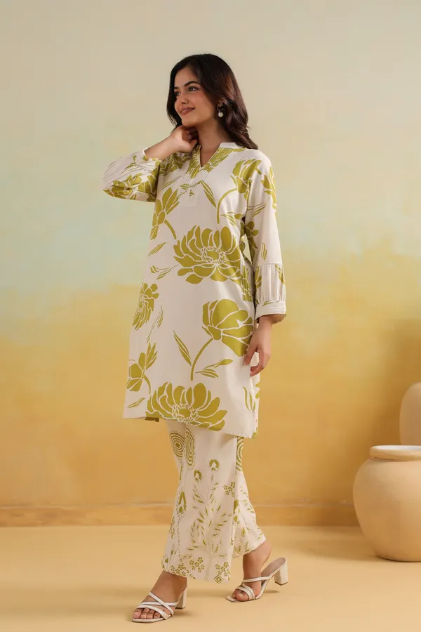 Green_And_White_Cotton_Floral_Print_Straight_Kurta_For_Women