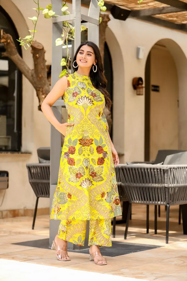 Yellow_Cotton_Floral_Printed_Sleeveless_Kurta_Set_For_Women