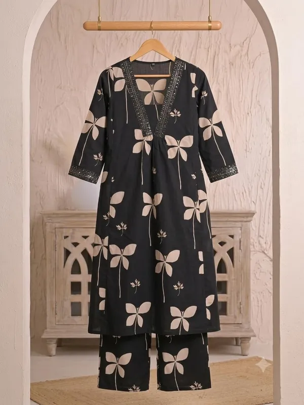 Black_Rayon_Kurta_Set_For_Girls