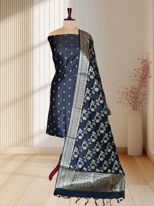 Royal_Looks_Timeless_Style_Black_Banarasi_Soft_Semi_3_Pcs_Suit_Banarasi_Soft_Semi_Silk