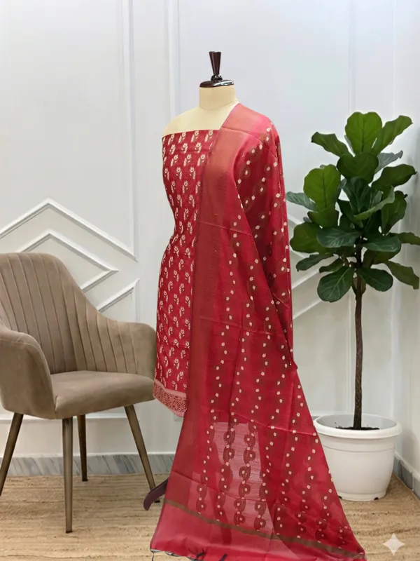 Red_Banarasi_Soft_Cotton_Silk_3_Pcs_Suit