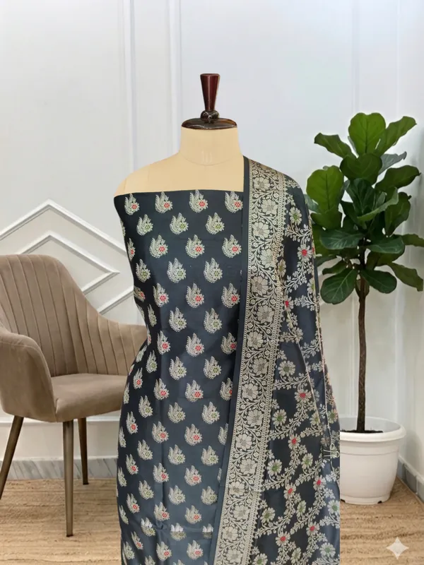 Beautiful_Black_Banarasi_Semi_Soft_Silk_Suit_With_Meena_Banarasi_Cotton_Silk_Suit
