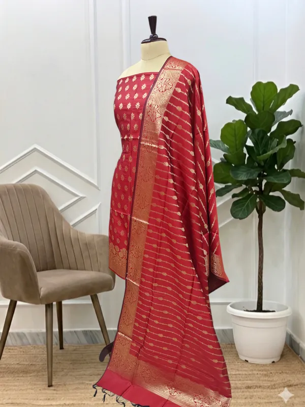Own_The_Spotlight_In_Style_Maroon_Banarasi_Soft_Semi_Silk_3_Pcs_Suit_Banarasi_Soft_Semi_Silk