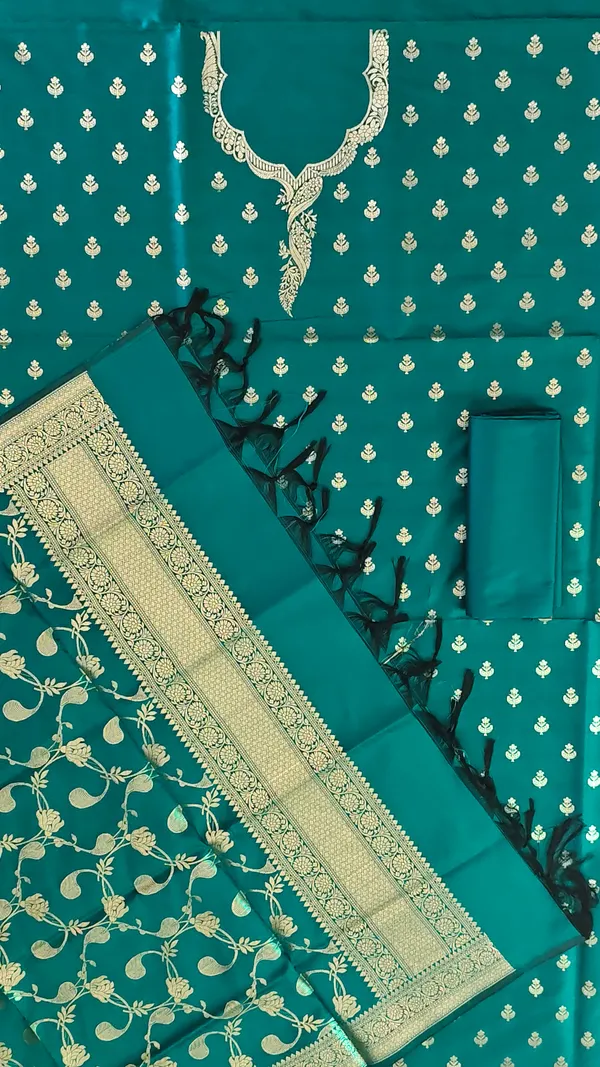 Peacock_Banarasi_Soft_Semi_Silk_3_Pcs_Suit_Banarasi_Soft_Semi_Silk