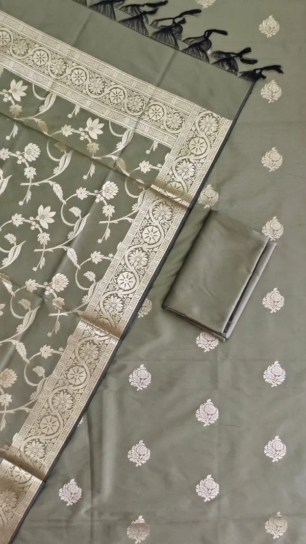 Classic_Zari_Banarasi_Semi_Soft_Silk_Suit_With_Mehndi_Banarasi_Soft_Semi_Silk