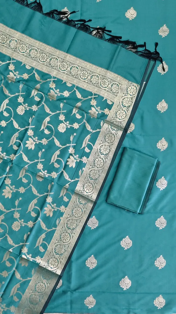 Premium_Banarasi_Soft_Semi_Silk_3_Pcs_Suit_With__Zari_Work_