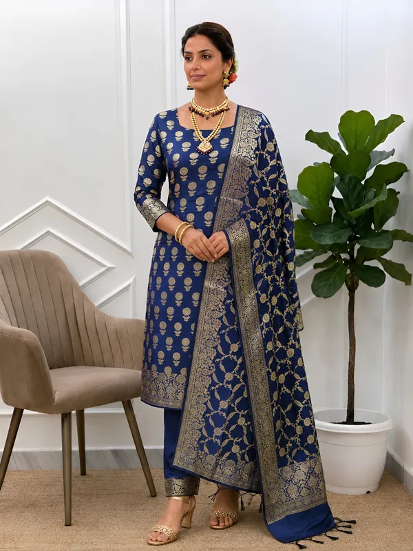 The_Heritage_Edit_Classic_Banarasi_Silk_Salwar_Kameez_Dupatta_With_Blue_Banarasi_Katan_Silk