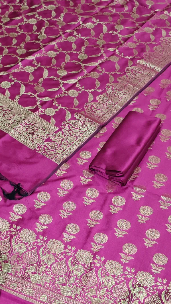 Traditional_Maharani_Style_Banarasi_Katan_3_Pcs_Suit_With_Rani_Banarasi_Semi_Katan_Silk