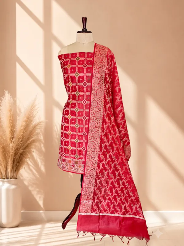 Elegant_Banarasi_Cotton_Silk_Meena_3_Piece_Suit