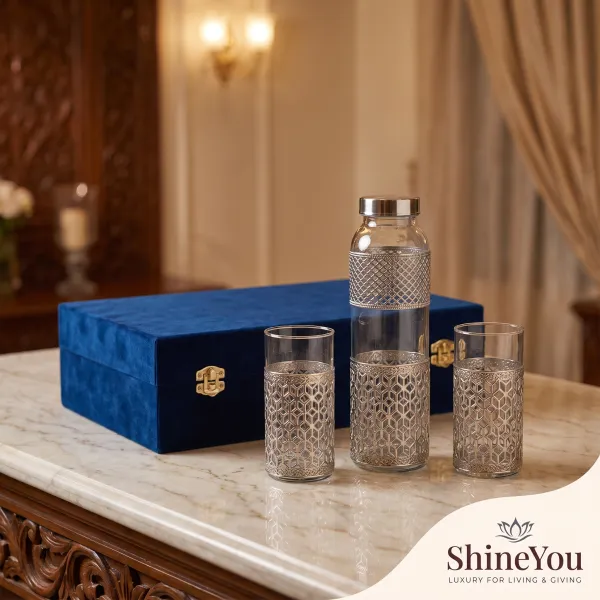 ShineYou_Premium_Glass_Water_Bottle_&_2_Glasses_Gift_Set_with_Decorative_Silver_Lattice_Sleeve