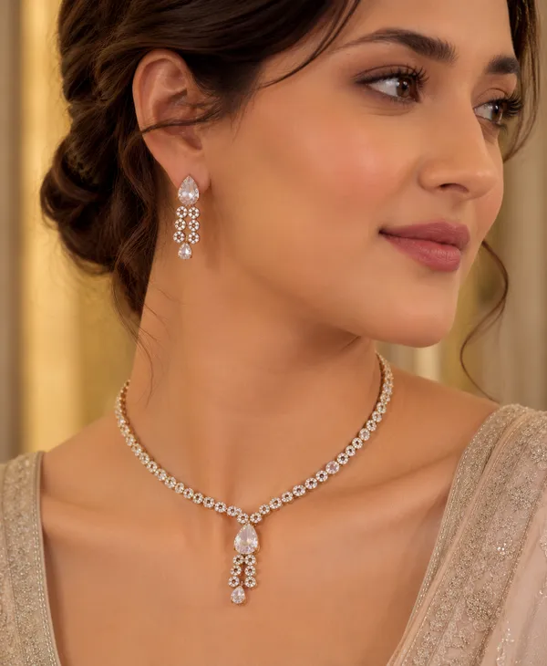 Noor_Crystal_Drop_Necklace_Set