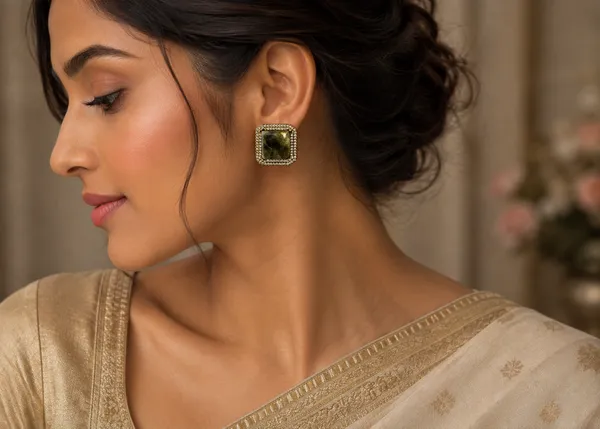 Noor_Signature_Crystal_Studs