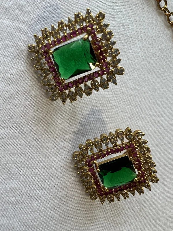 Noor_Emerald_Halo_Choker