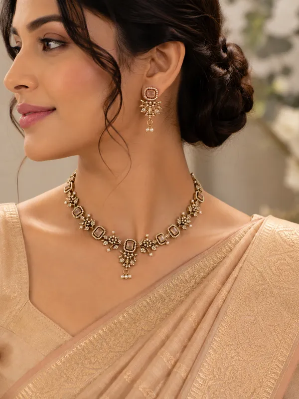 Noor_Floral_Crystal_Necklace_Set