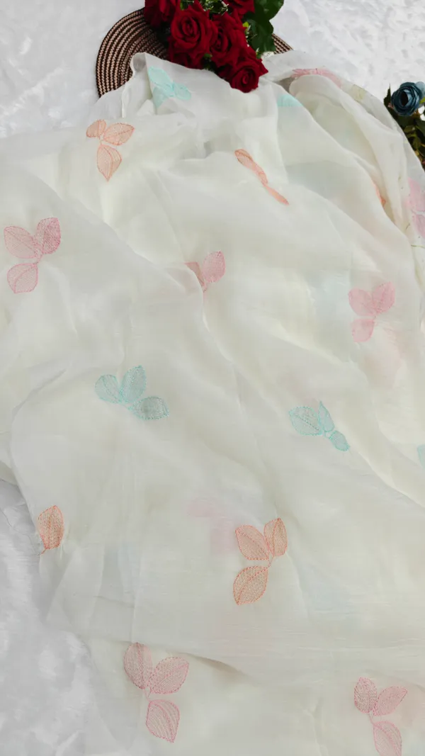 Beautiful_soft_crush_organza_thread_work_saree_for_women