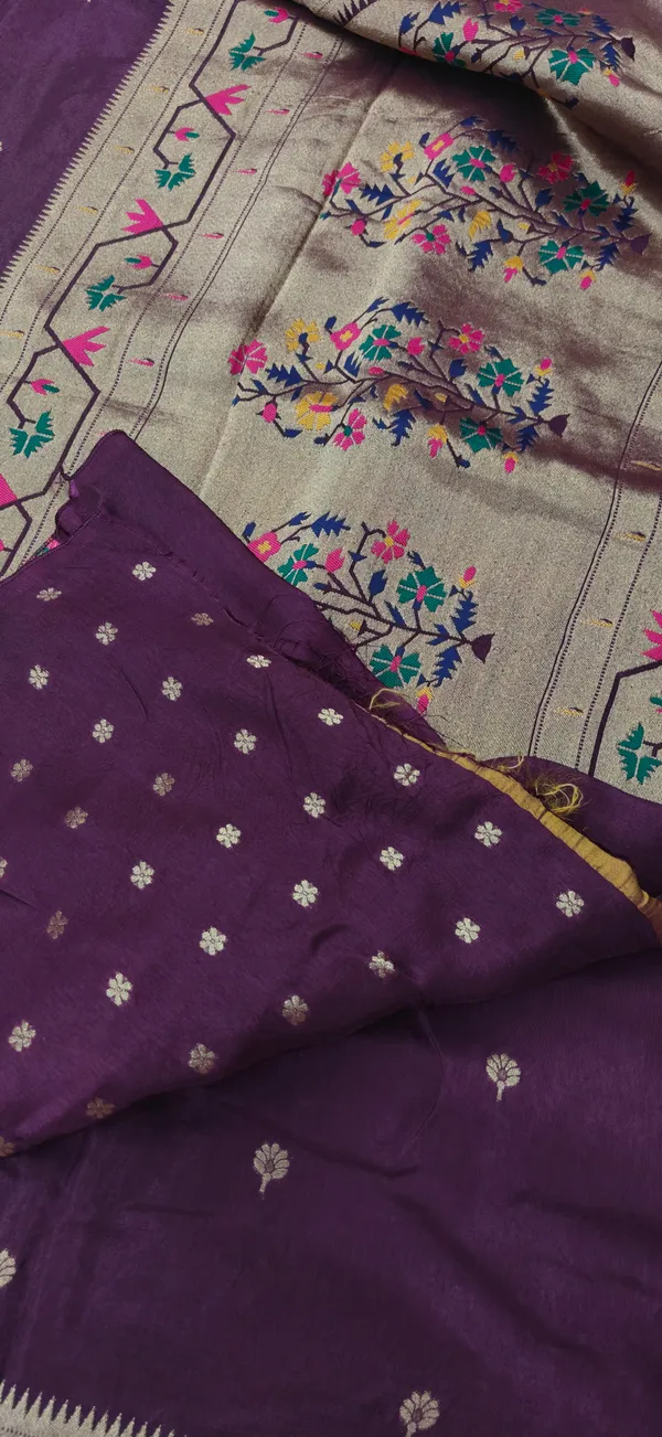 Maroon_Munga_Crepe_Handloom_Saree_For_Women