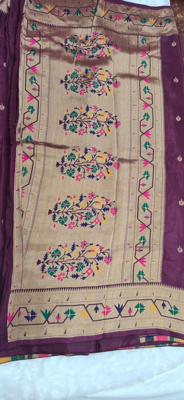 Maroon_Munga_Crepe_Handloom_Saree_For_Women