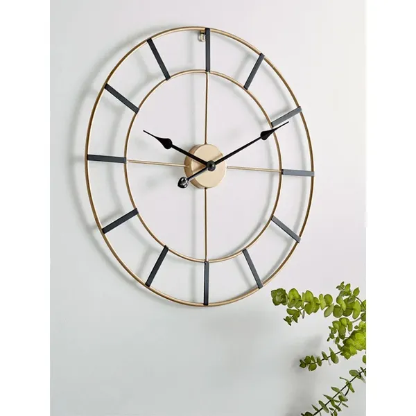 Black_And_Gold_Metal_Iron_Premium_Wall_Clock_For_Home_Decor