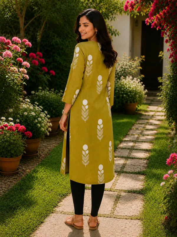 Trendy_Cotton_Printed_Kurti_Design_For_Women