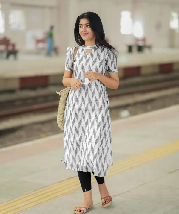Trendy_Cotton_Printed_Kurti_Design_For_Women