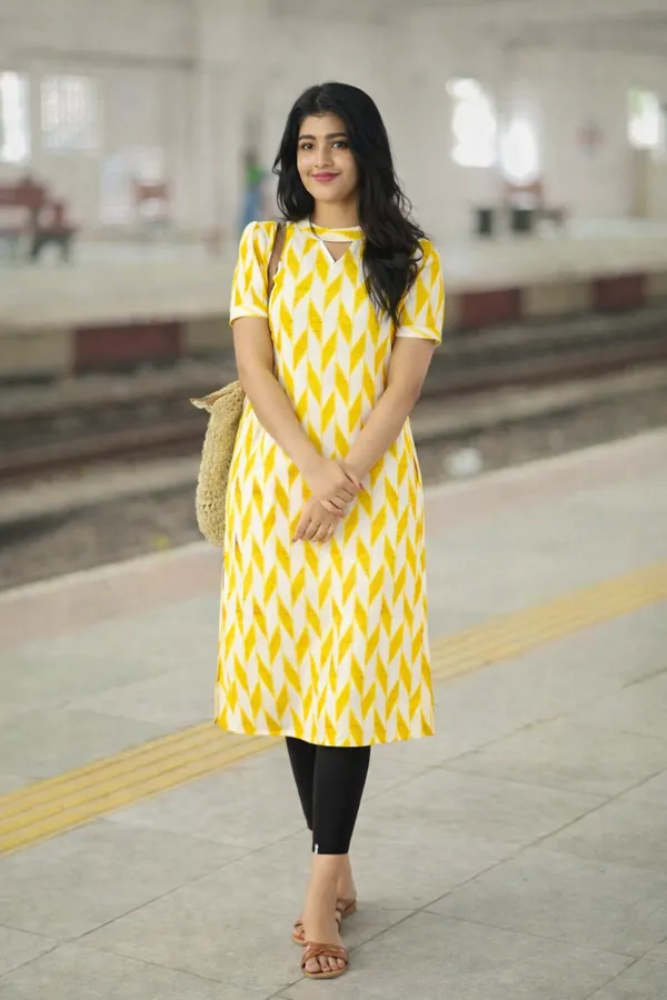 Trendy_Cotton_Printed_Kurti_Design_For_Women