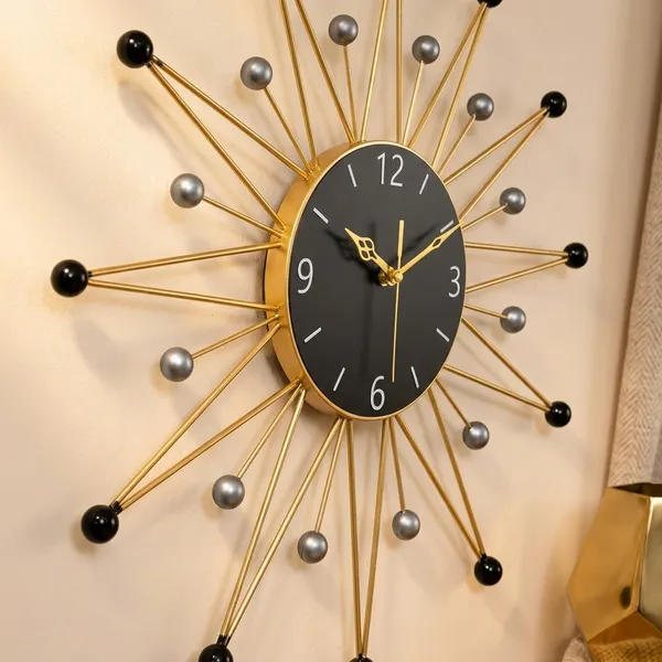 Golden_And_Black_Iron_Metal_Premium_Home_Decor_For_Wall_Clock