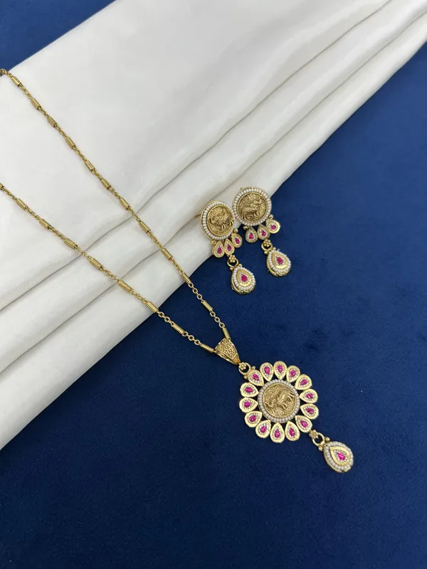 Gold_Plated_Pink_Stone_Floral_Pendant_Necklace_Set_for_Women