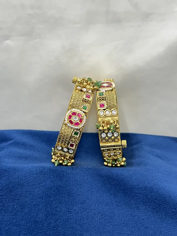 Antique_Bangles