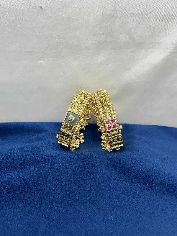 Antique_Bangles