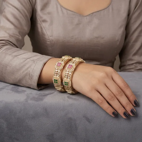 Gold_Plated_Traditional_Bangles_with_Kundan_Work_for_Women
