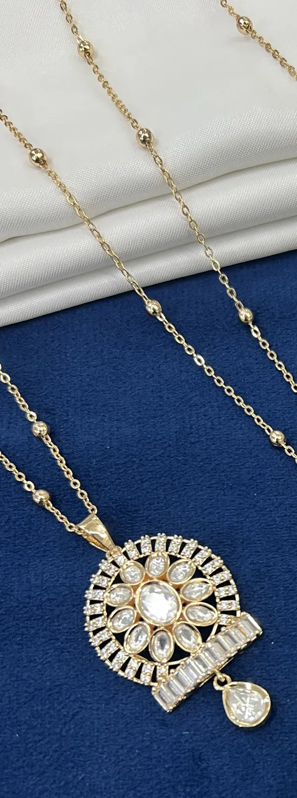 Gold_Plated_Floral_Crystal_Pendant_Necklace_with_Bead_Chain