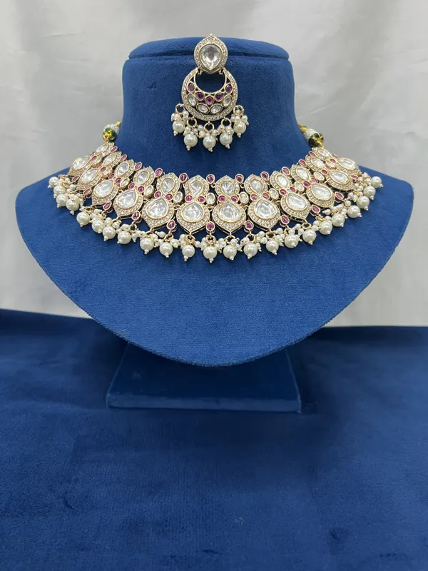 Gold_Plated_Kundan_Polki_Choker_Necklace_Set_with_Pearls