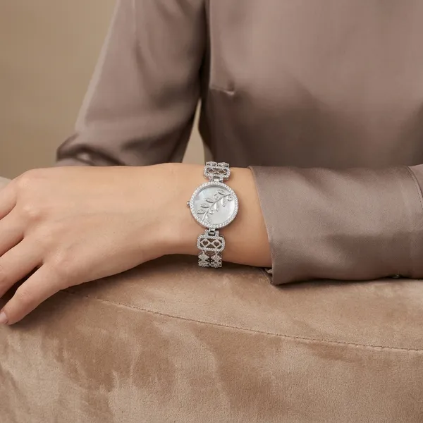 Silver_Polish_Diamond_Pattern_Bracelet_Watch_for_Women