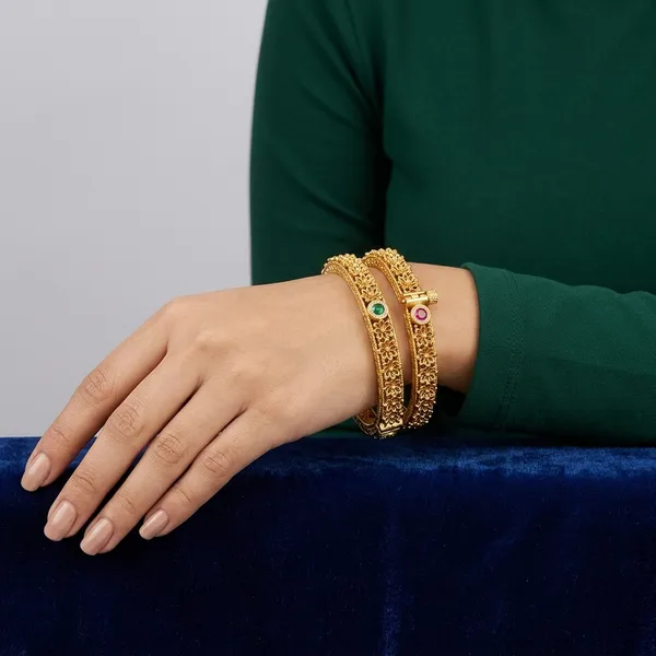 Gold_Plated_Kundan_Bangles_With_Green_And_Pink_Stones