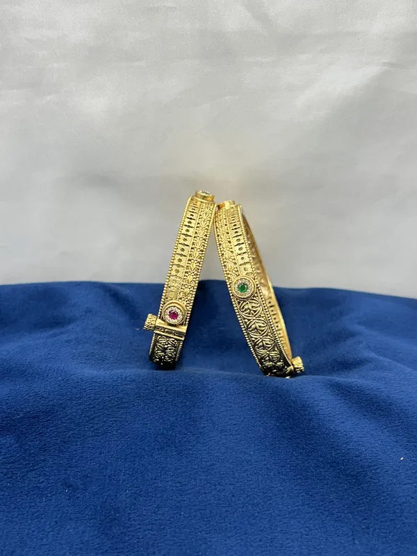 Antique_Bangles