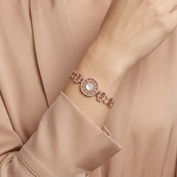 Gold_Plated_Crystal_Studded_Bracelet_for_Women