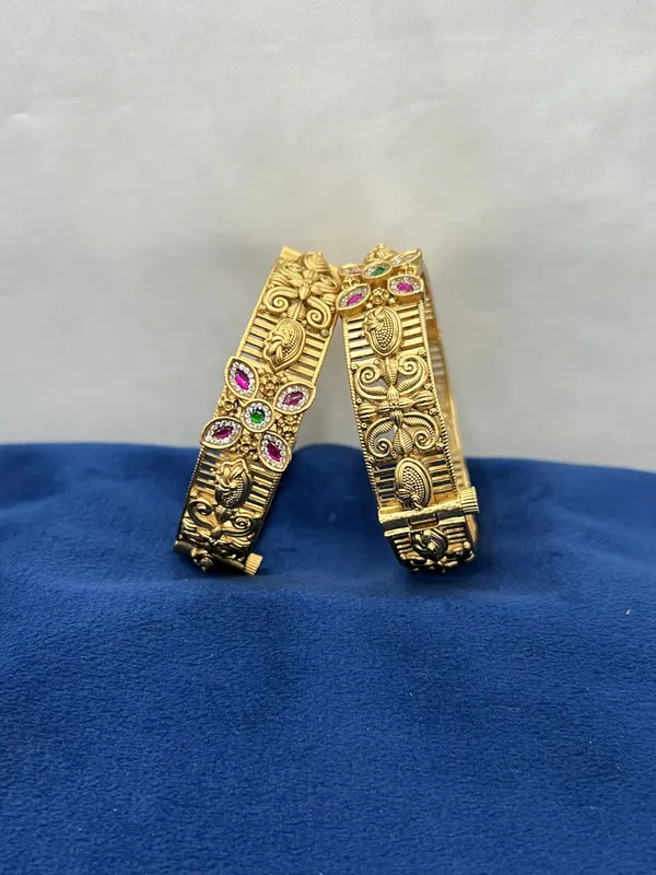 Antique_Bangles