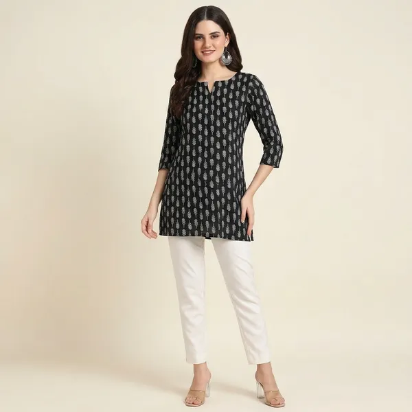 Black_Cotton_Printed_Tunic_For_Women