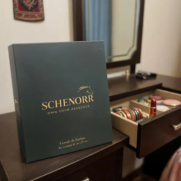 Schenorr_Extrait_De_Parfum