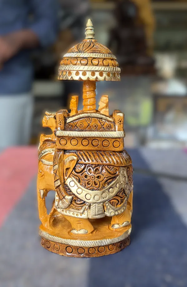 Hand-Carved_Kadam_Wood_Royal_Ambari_Elephant_with_Chhatri_–_Traditional_Antique_Wash_Procession_Showpiece